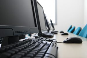 Computer desk by ante3